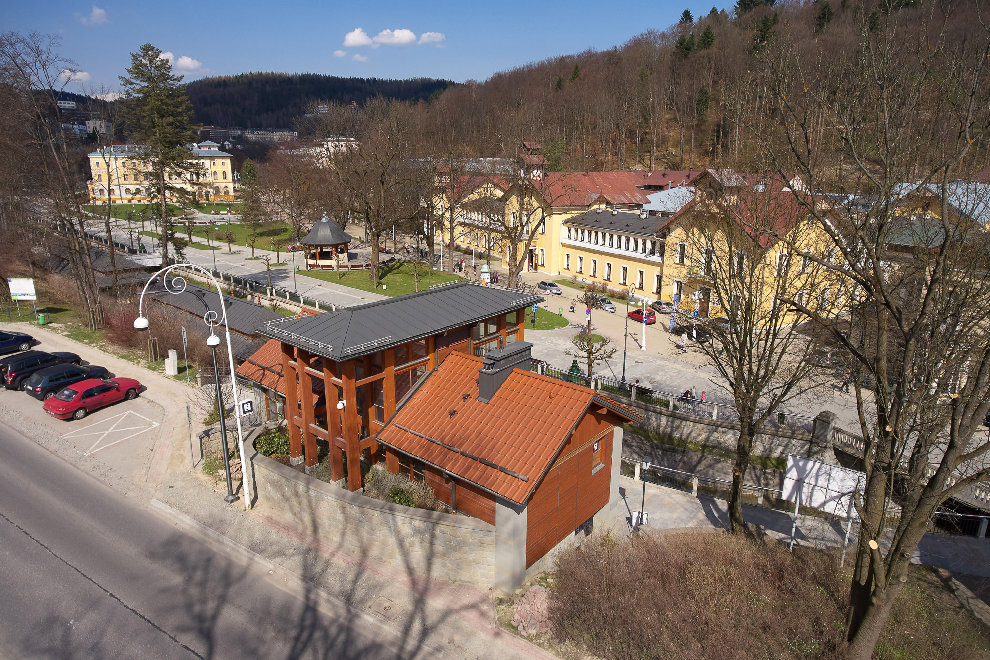 Punkt Informacji Turystycznej, ul. Zdrojowa 4/2, Krynica-Zdrój