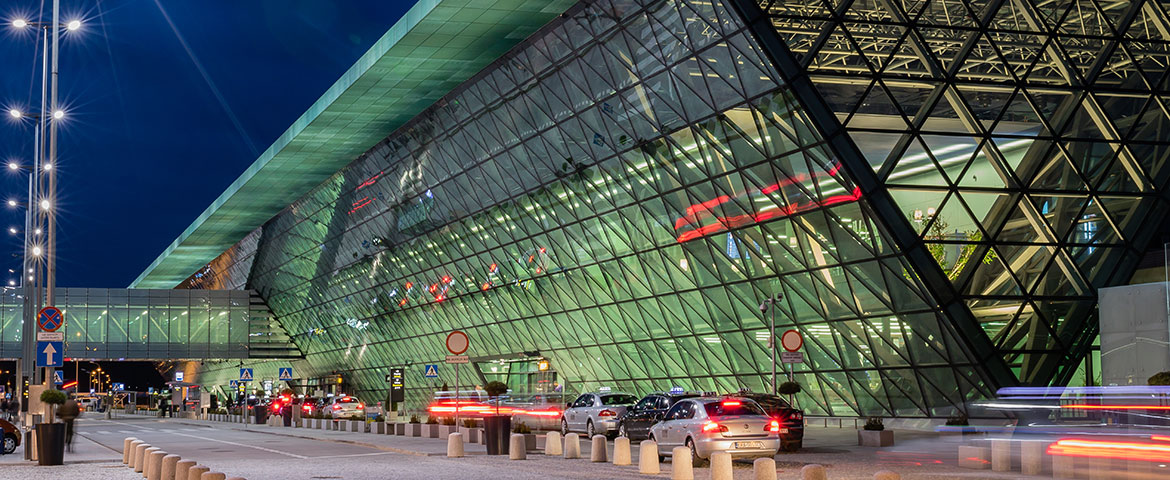 Terminal pasażerski T4 Międzynarodowy Port Lotniczy im. Jana Pawła II Kraków-Balice