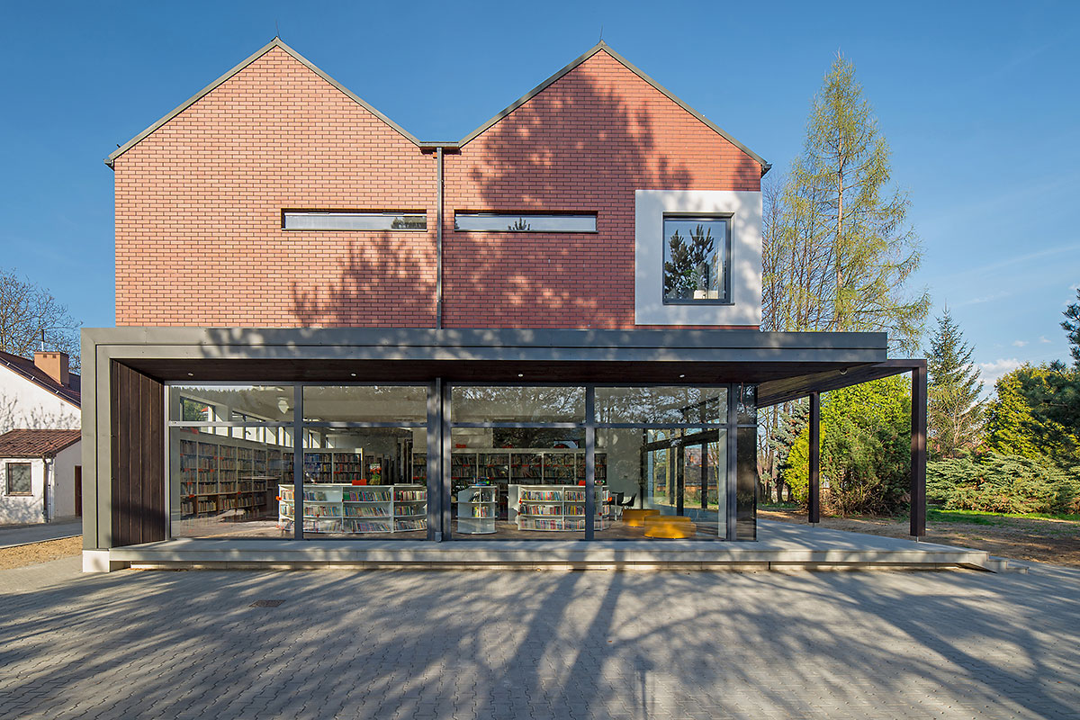 Budynek Powiatowej i Miejsko-Gminnej Biblioteki Publicznej im. Wiktora Bazielicha w Starym Sączu